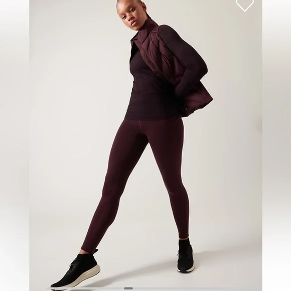 ATHLETA ALTITUDE STASH TIGHT IN POLARTEC POWER STRETCH // spiced Cabernet